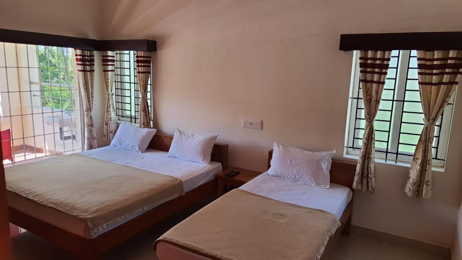 Grandwood Coco Resort Yercaud Exterior photo